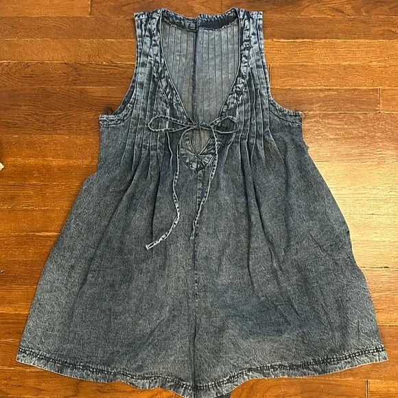 Amazon Denim Blue Sleeveless Jumpsuit - Picture 1 of 2